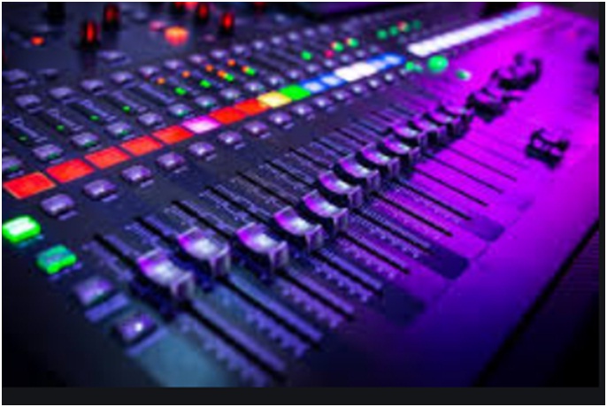 5 Aksesoris Sound System Analog Berikut Gambarnya - #3 Equalizer